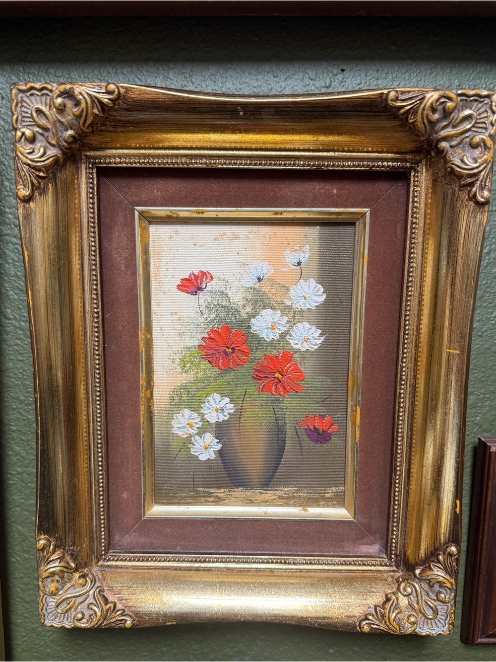 Vintage Gold Framed Floral Wall Art - Red & White Bouquet Oil Painting